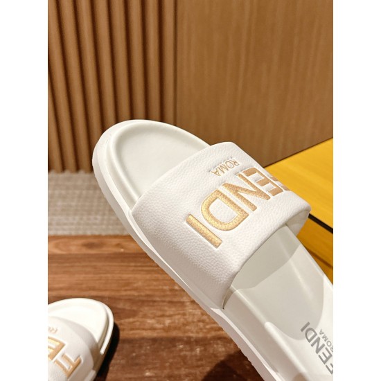 Fendi Slippers and sandals