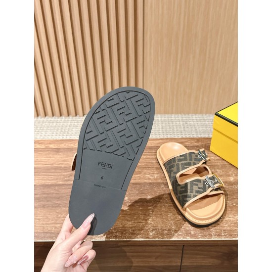Fendi Slippers and sandals