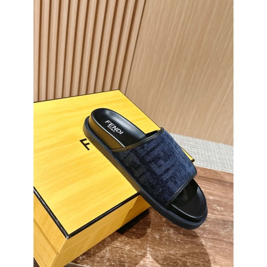 Fendi Slippers and sandals