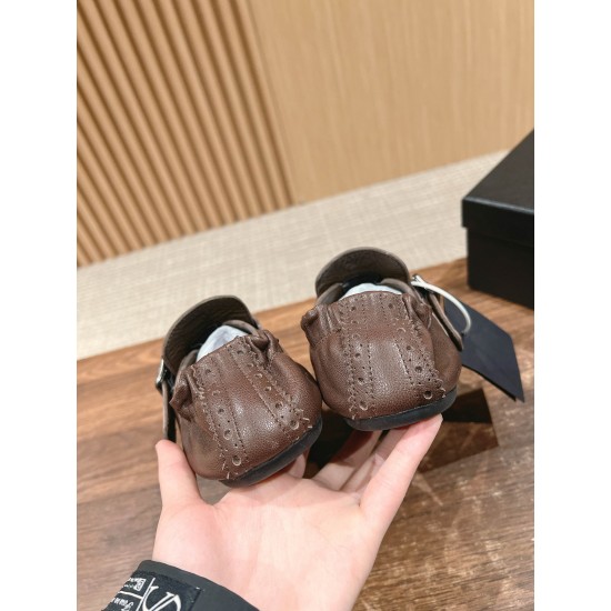 Prada Slippers and mules