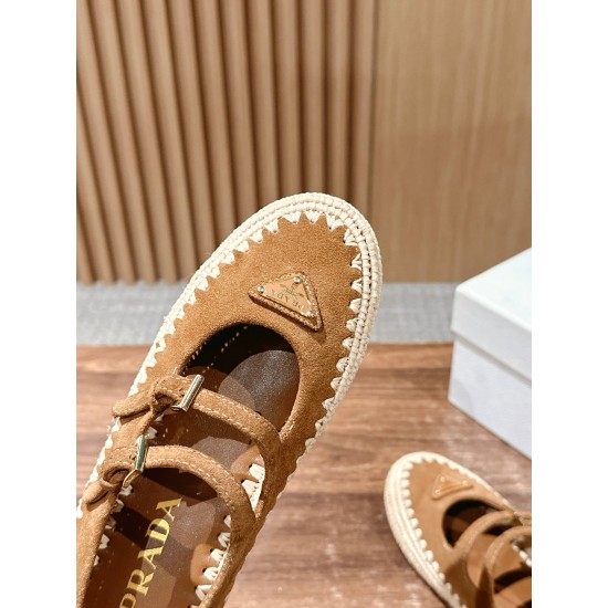Prada Pumps and ballerinas