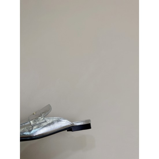 MiuMiu Slippers