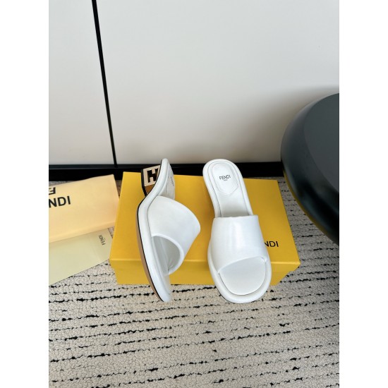 Fendi Slippers and sandals