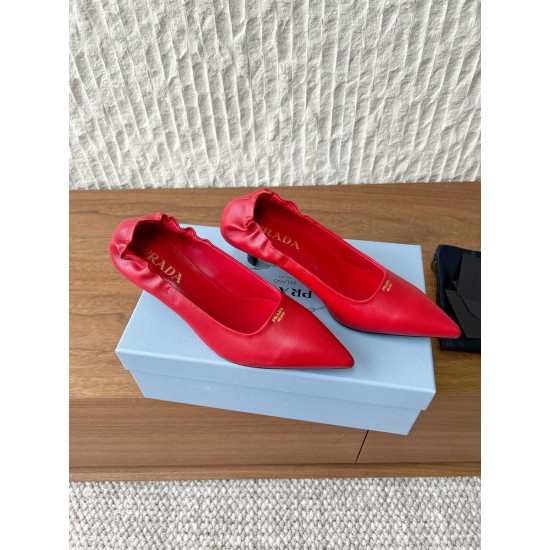 Prada Pumps and ballerinas
