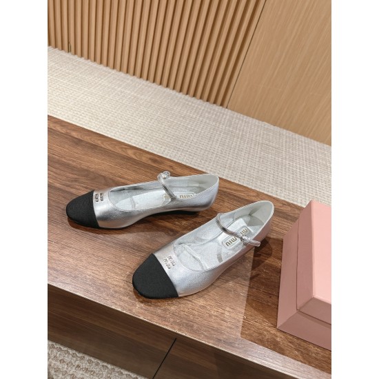 MiuMiu Sandals