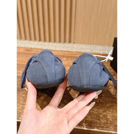 Prada Sneakers