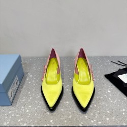 Prada Pumps and ballerinas