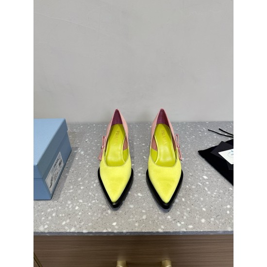 Prada Pumps and ballerinas