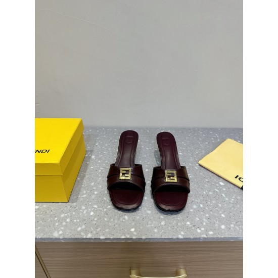 Fendi Slippers and sandals