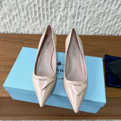 Prada Pumps and ballerinas