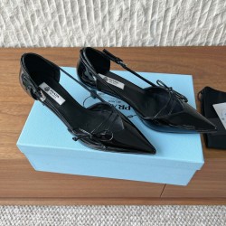 Prada Pumps and ballerinas