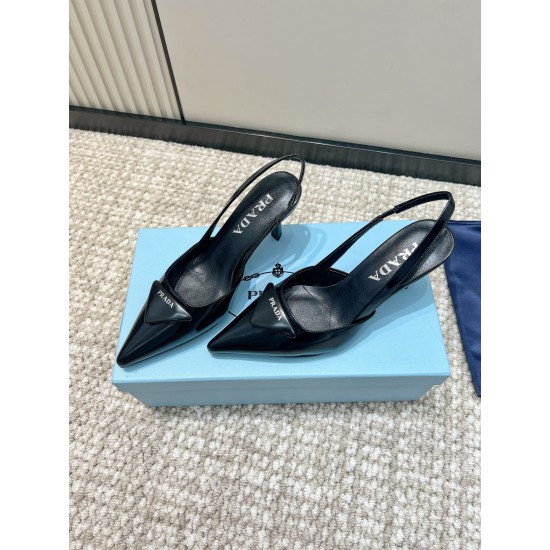 Prada Pumps and ballerinas