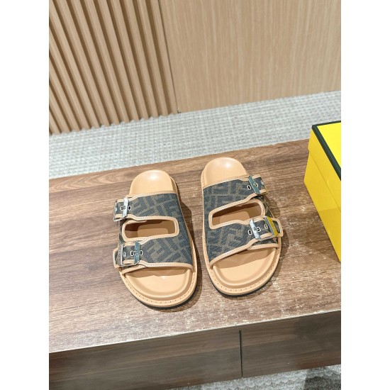 Fendi Slippers and sandals