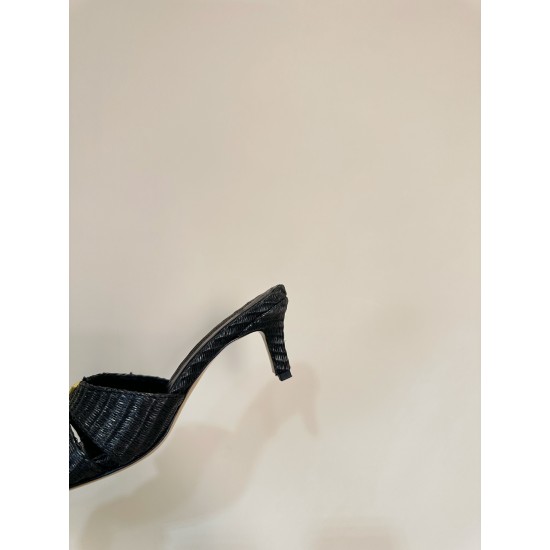 Fendi Slippers and sandals