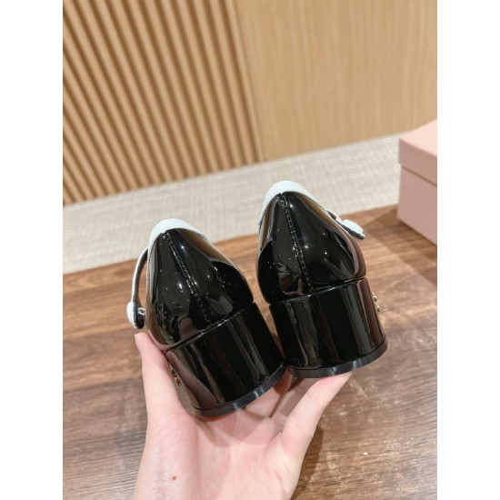 MiuMiu Sandals