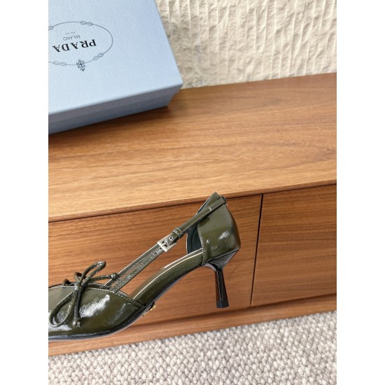 Prada Pumps and ballerinas