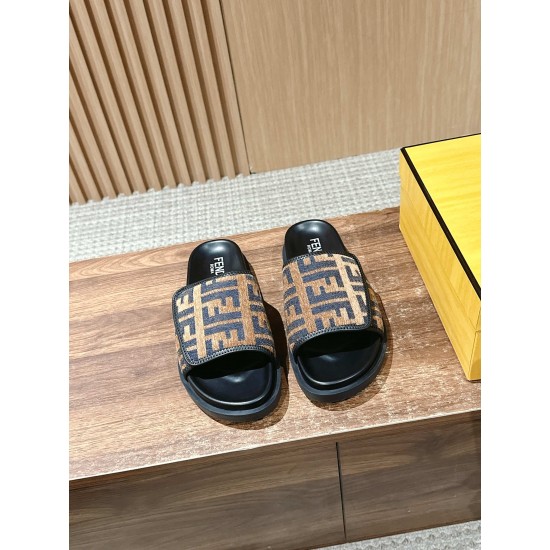 Fendi Slippers and sandals