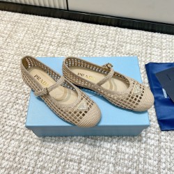 Prada Pumps and ballerinas