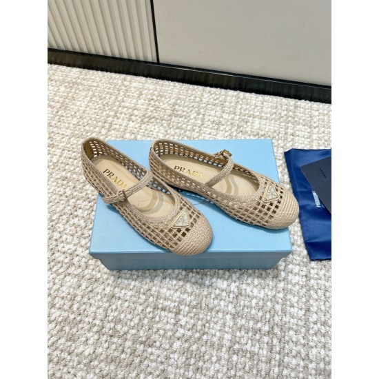 Prada Pumps and ballerinas