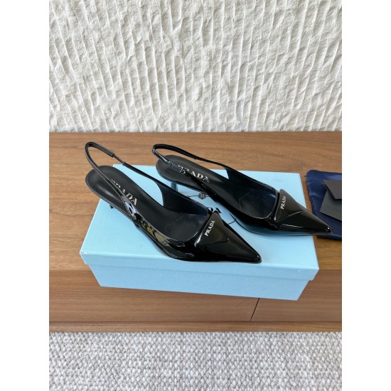 Prada Pumps and ballerinas