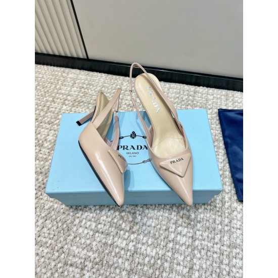 Prada Pumps and ballerinas