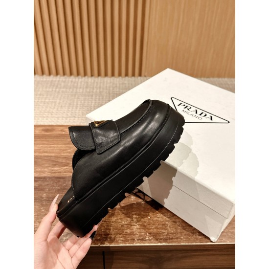 Prada Slippers and mules