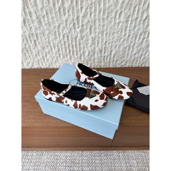 Prada Pumps and ballerinas