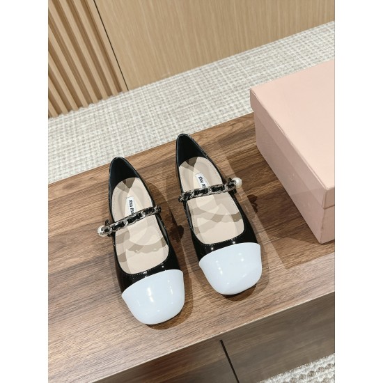 MiuMiu Sandals