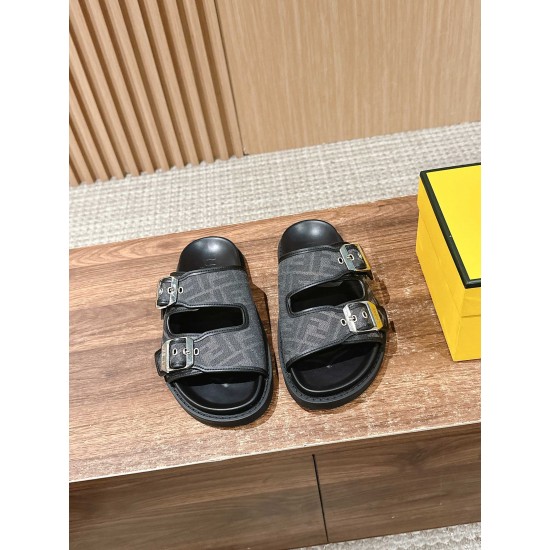 Fendi Slippers and sandals