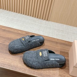 MiuMiu Slippers