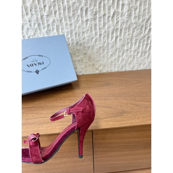 Prada Pumps and ballerinas