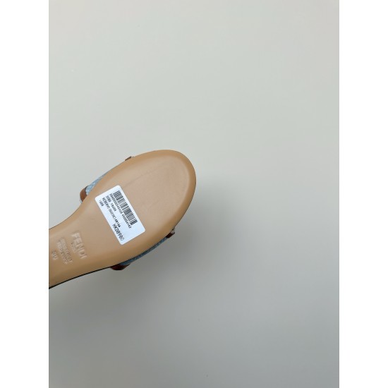 Fendi Slippers and sandals