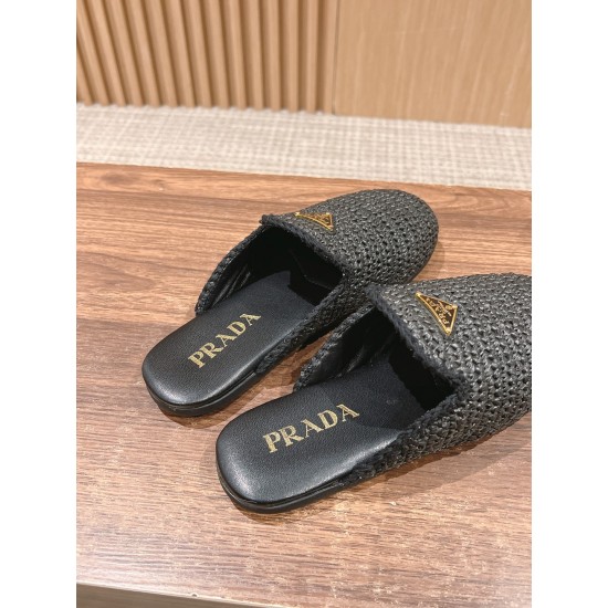 Prada Slippers and mules