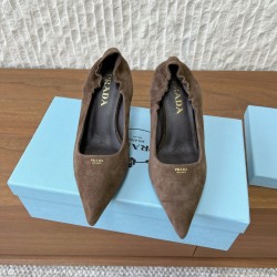 Prada Pumps and ballerinas