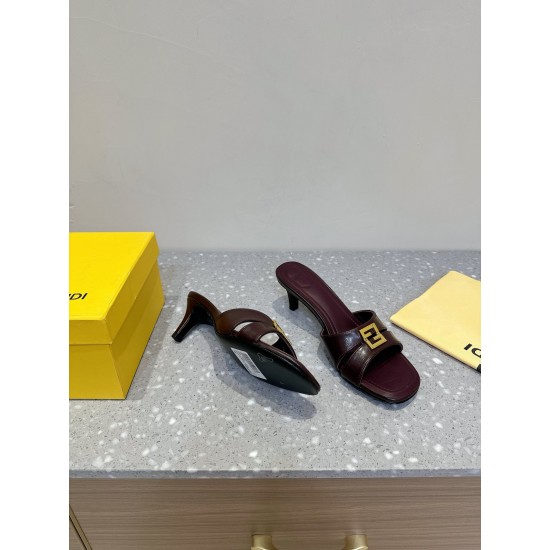 Fendi Slippers and sandals