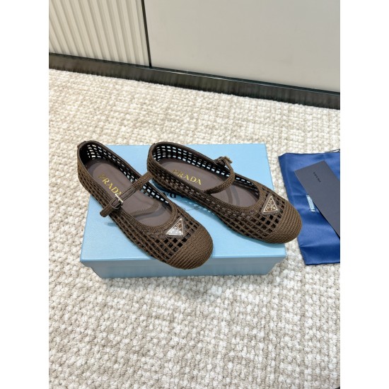 Prada Pumps and ballerinas