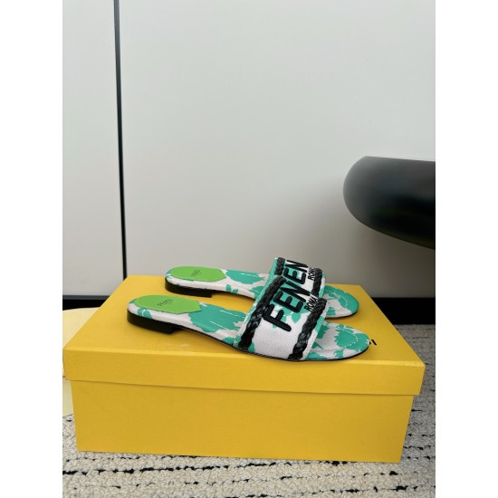Fendi Slippers and sandals