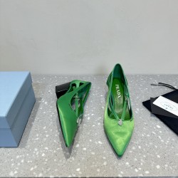Prada Pumps and ballerinas