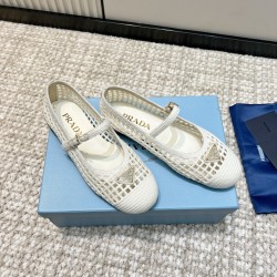 Prada Pumps and ballerinas