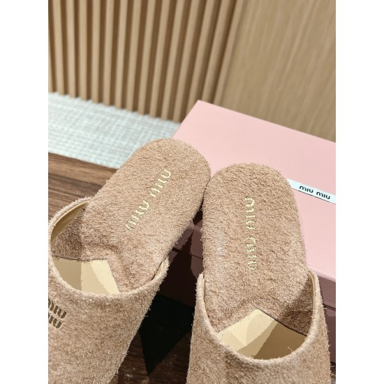MiuMiu Slippers