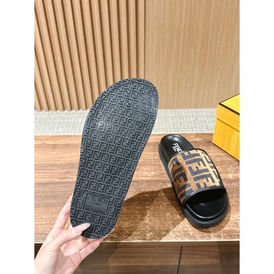 Fendi Slippers and sandals