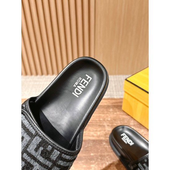 Fendi Slippers and sandals