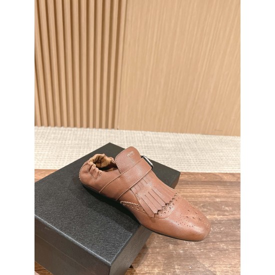 Prada Slippers and mules