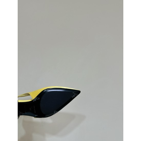 Prada Pumps and ballerinas