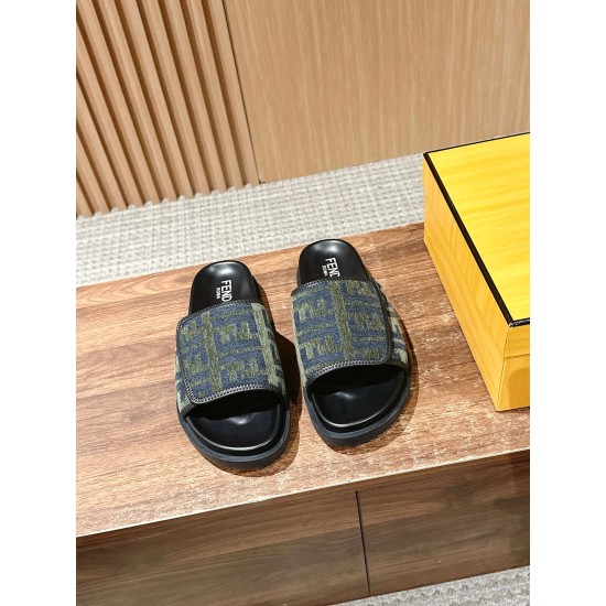 Fendi Slippers and sandals