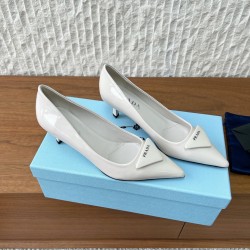 Prada Pumps and ballerinas