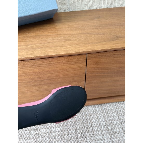 Prada Slippers and mules