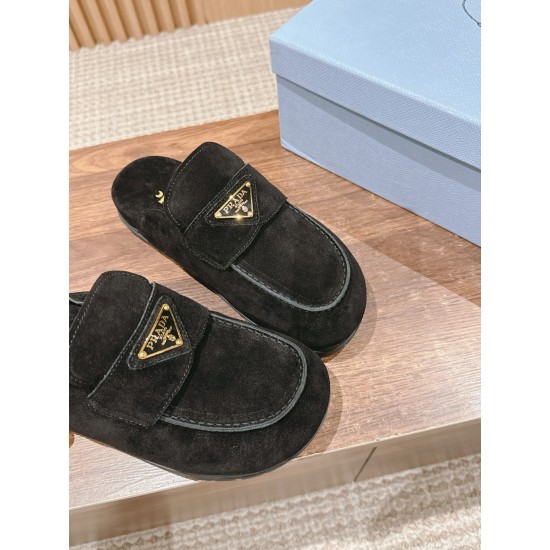 Prada Slippers and mules