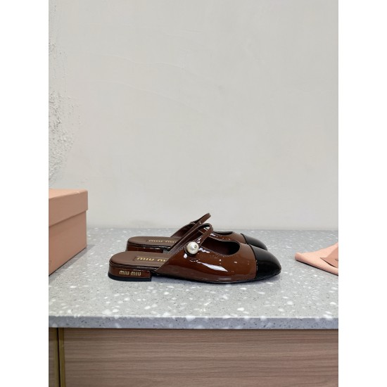 MiuMiu Slippers