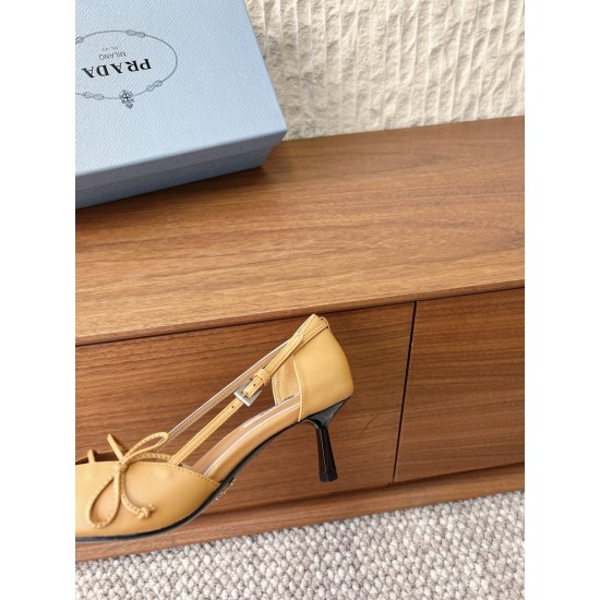 Prada Pumps and ballerinas